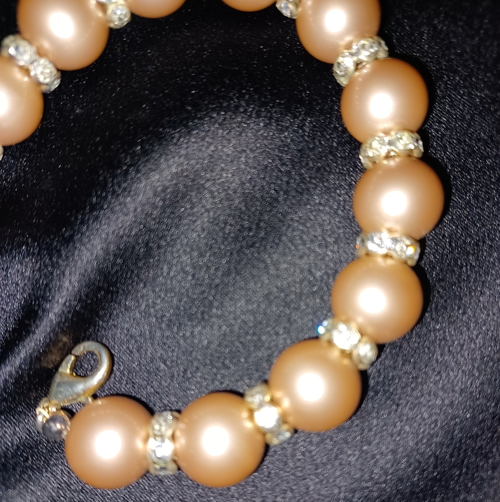 7 1/2" Champagne and gold beaded bracelet - Picture 4 of 6
